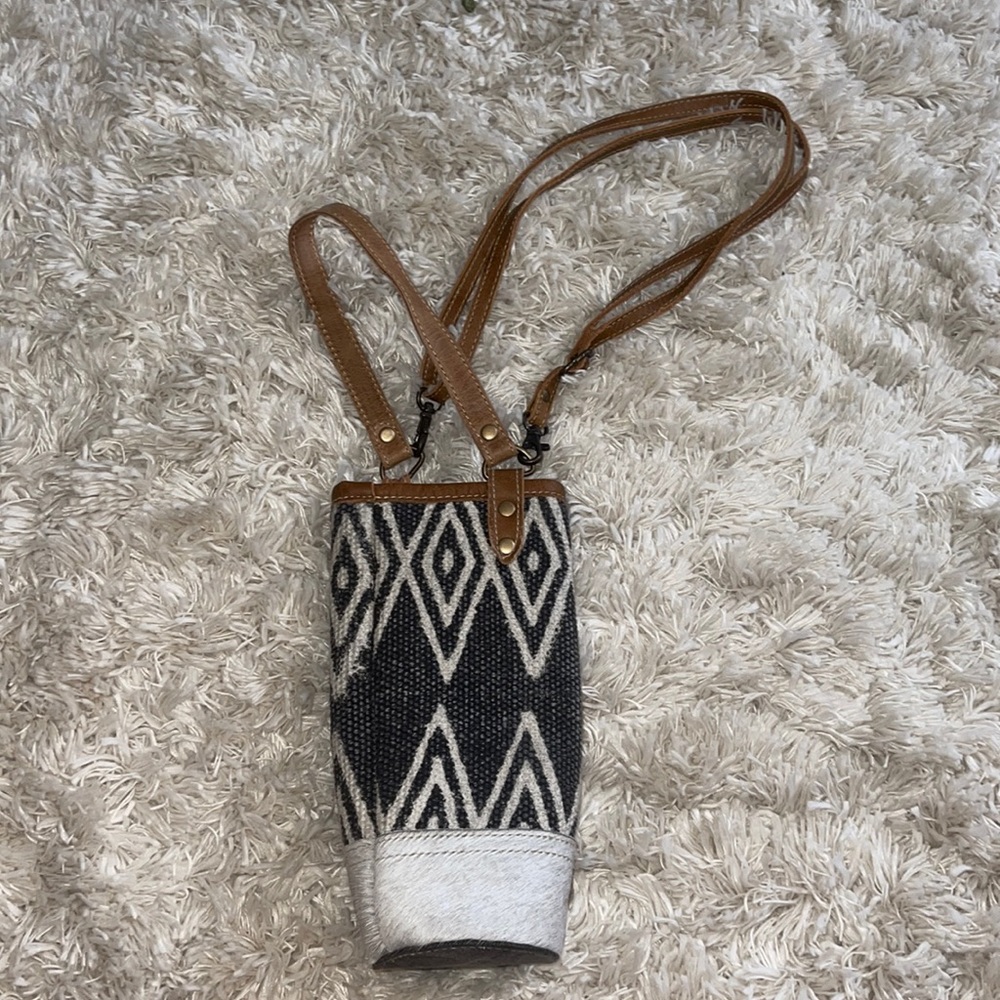Myra Bag Wine Bottle Purse